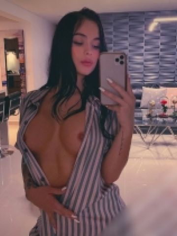 Камилла